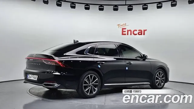 Hyundai Grandeur Новый Grandeur IG — Фото автомобиля 2