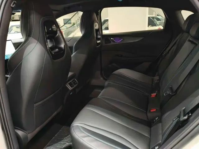 BYD Seal 06 — Фото автомобиля 6