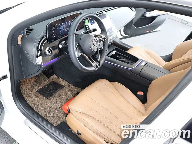 Mercedes-Benz E-Class — Фото автомобиля 17
