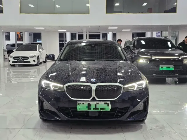 BMW i3 — Фото автомобиля 3