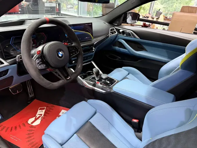 BMW M4 — Фото автомобиля 7