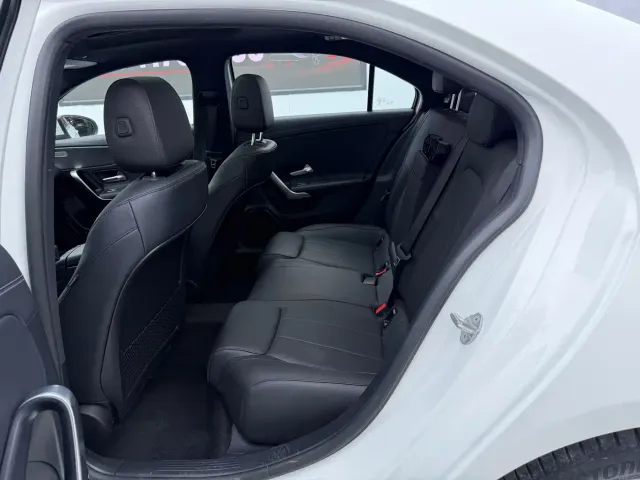 Mercedes-Benz A-Class — Фото автомобиля 5