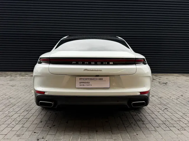 Porsche Panamera — Фото автомобиля 5