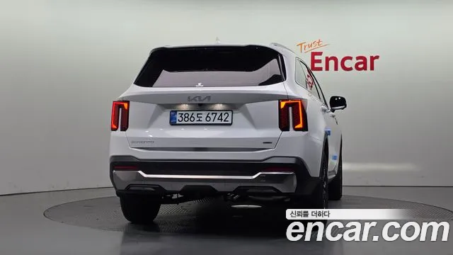 Kia Sorento — Фото автомобиля 4