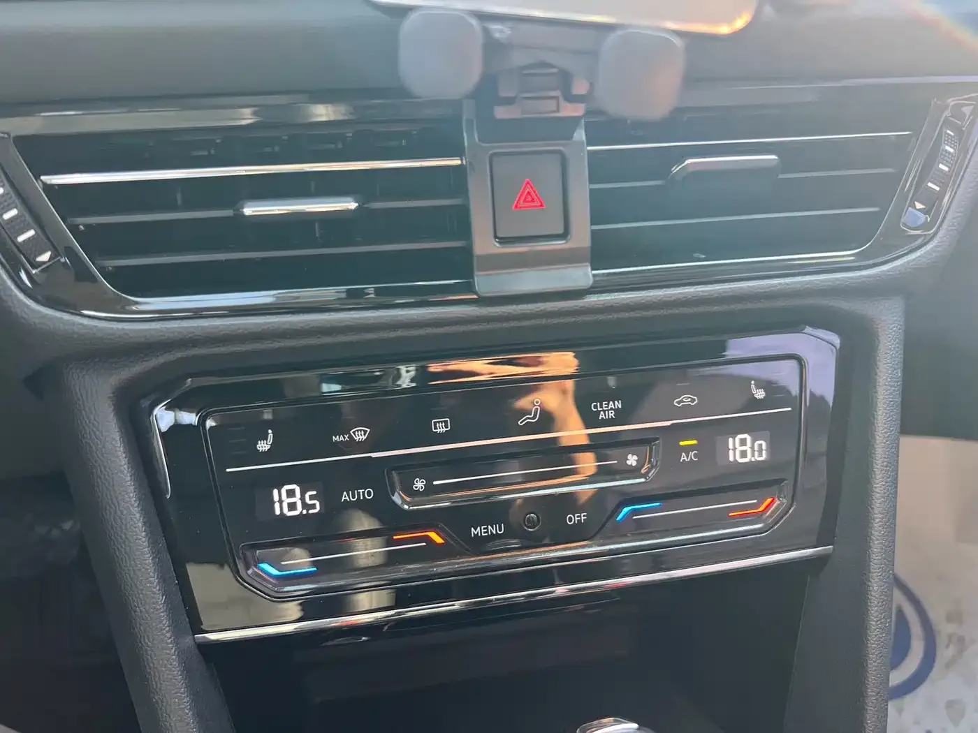 Volkswagen Tharu 2021 Model 280TSI 2WD Luxury Edition — Фото автомобиля 8