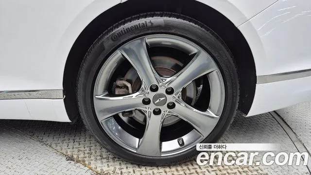 Genesis G80 RG3 — Фото автомобиля 6