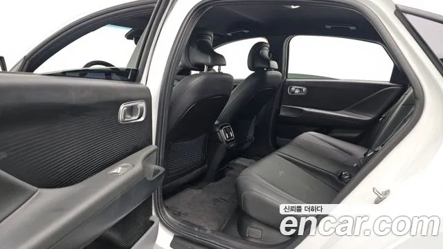 Hyundai Ioniq6 — Фото автомобиля 12