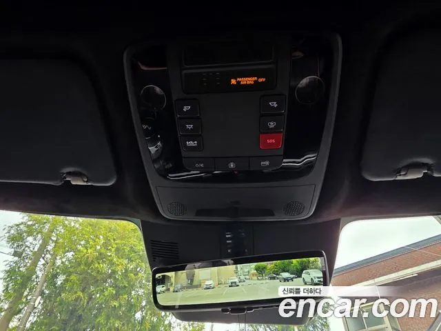 Kia Carnival Generation 4 — Фото автомобиля 12