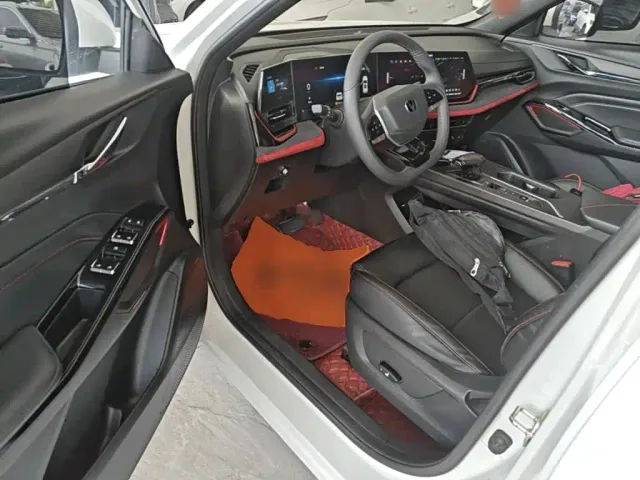Changan X5 Plus — Фото автомобиля 11