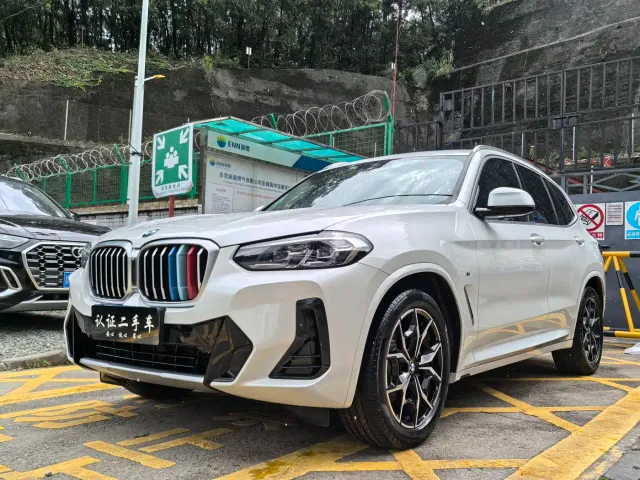 Фотография автомобиля — BMW X3