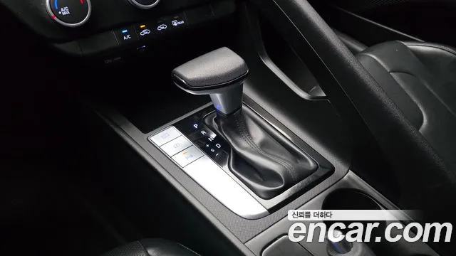 Hyundai Avante CN7 — Фото автомобиля 8