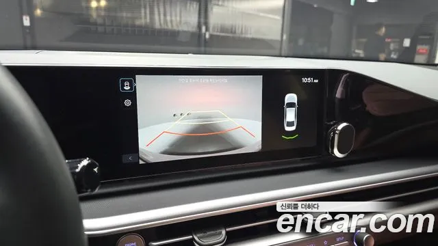 Hyundai Grandeur Grandeur (GN7) 2.5 Бензин 2WD — Фото автомобиля 14
