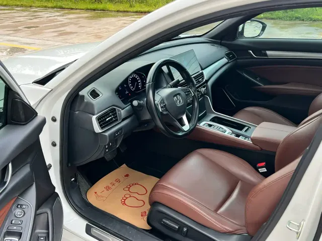 Honda Inspire — Фото автомобиля 4