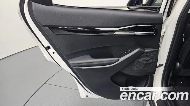 Kia Seltos New — Фото автомобиля 14