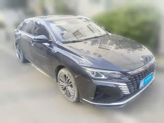 Dongfeng Yixuan MAX — Фото автомобиля 3