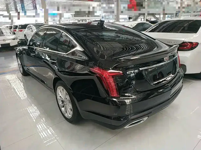 Cadillac CT5 — Фото автомобиля 4