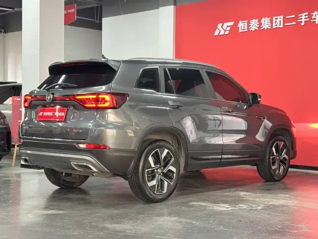 Changan CS75 — Фото автомобиля 9