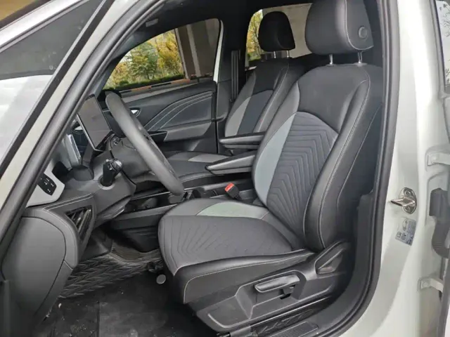 Volkswagen ID.3 — Фото автомобиля 14