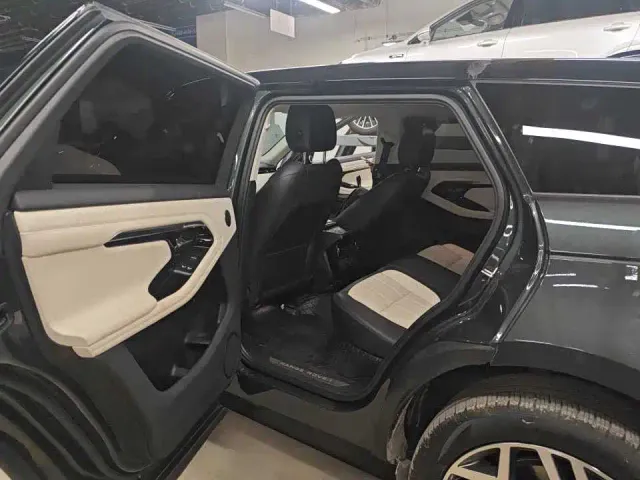 Land Rover Range Rover Evoque — Фото автомобиля 7