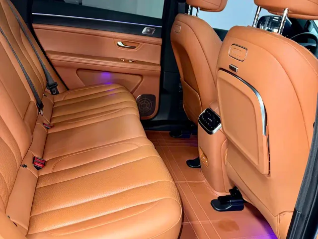 Aito M7 — Фото автомобиля 10