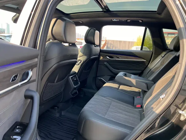 Geely Xingyue L — Фото автомобиля 12