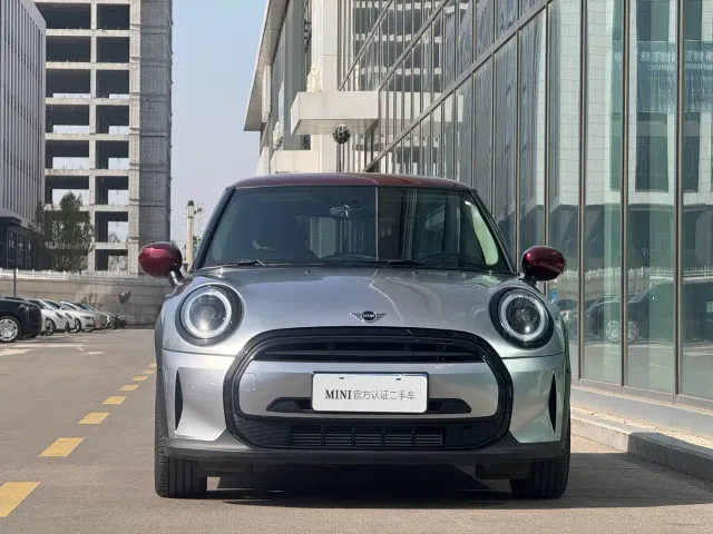 MINI Hatch — Фото автомобиля 2