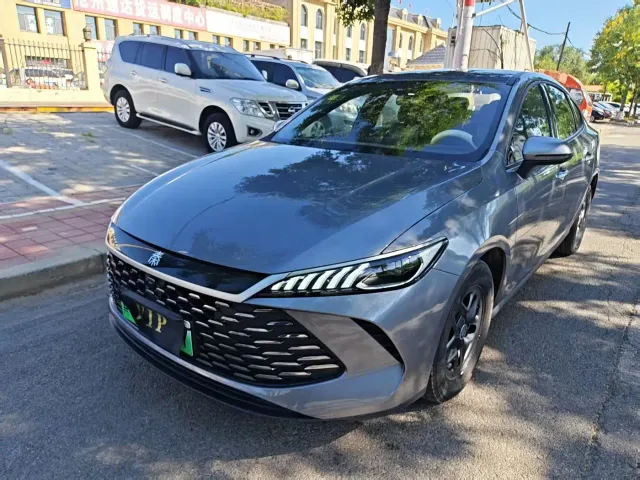 Фотография автомобиля — BYD Qin PLUS