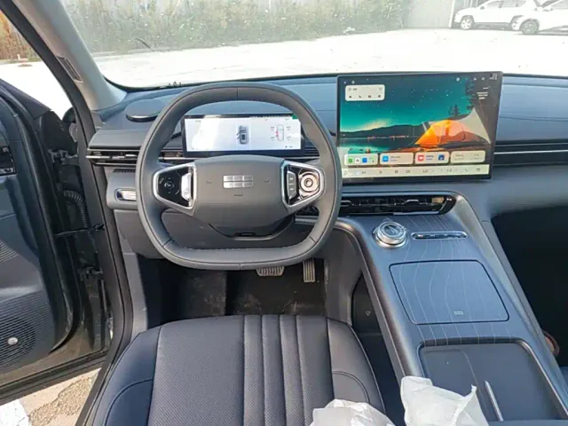 Geely Galaxy E5 — Фото автомобиля 10