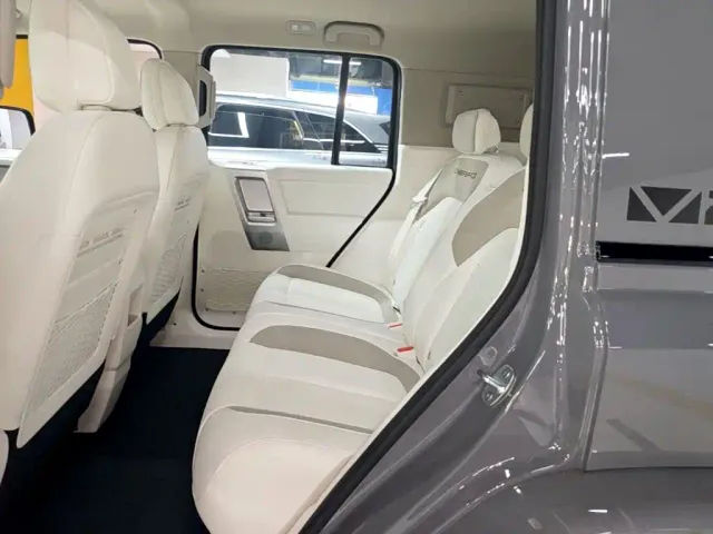 iCAR V23 — Фото автомобиля 16