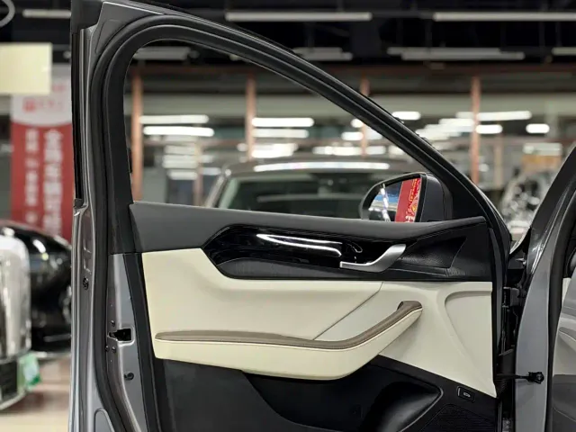 BYD Qin PLUS — Фото автомобиля 23