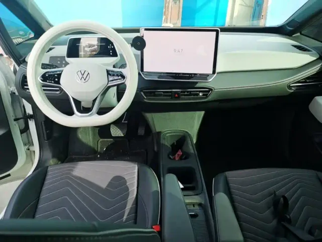 Volkswagen ID.3 — Фото автомобиля 9