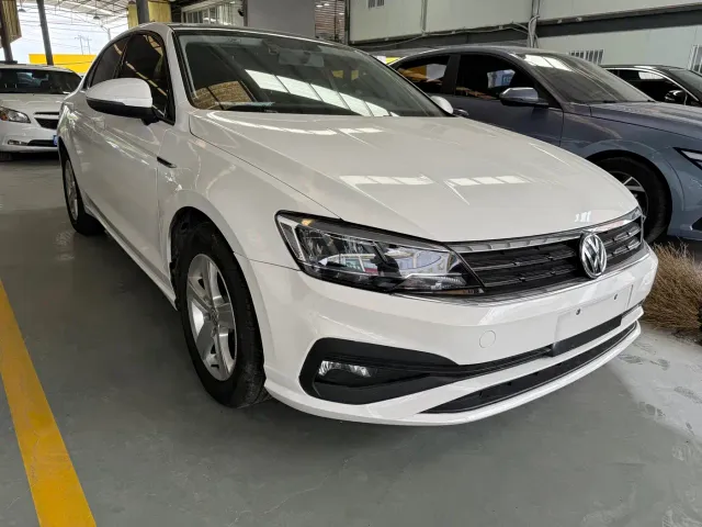Volkswagen Lamando 2021 230TSI DSG Fashion Edition — Фото автомобиля 3