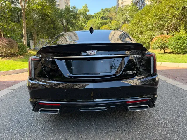 Cadillac CT5 — Фото автомобиля 6