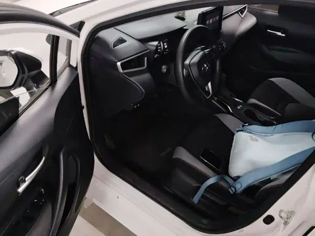 Toyota Corolla — Фото автомобиля 15