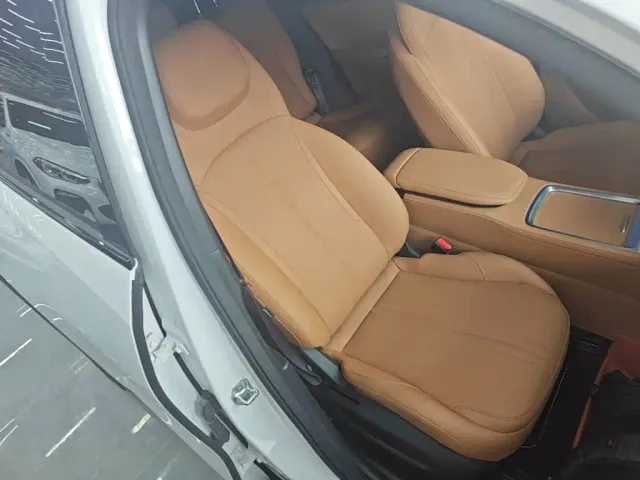 Geely Galaxy L7 — Фото автомобиля 24
