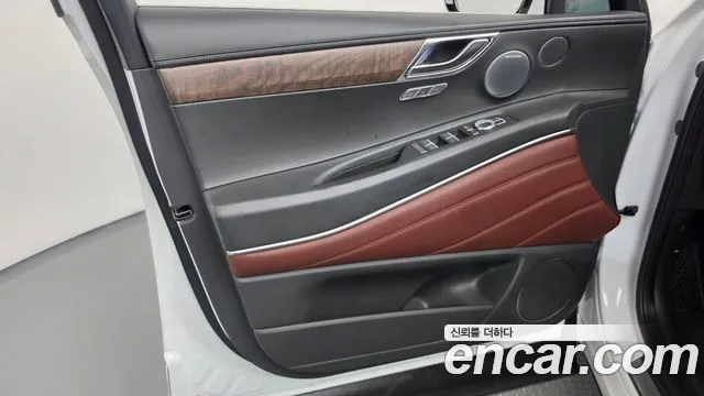 Genesis GV80 — Фото автомобиля 13