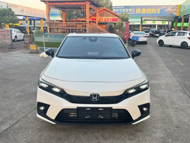 Honda Civic — Фото автомобиля 2