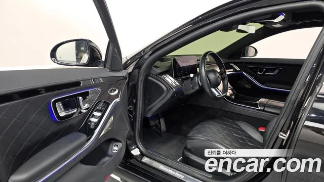 Mercedes-Benz S-Class — Фото автомобиля 15