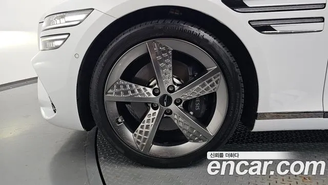 Genesis G80 RG3 — Фото автомобиля 5