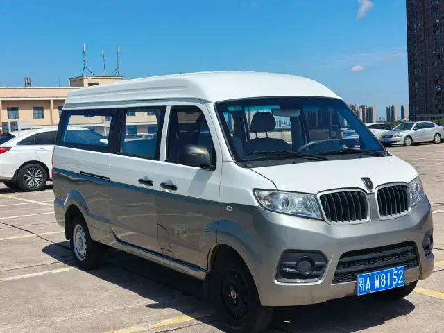 Jinbei New Hiace X30L — Фото автомобиля 2