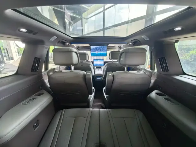 Denza Denza N9 2025 Flagship Model — Фото автомобиля 16