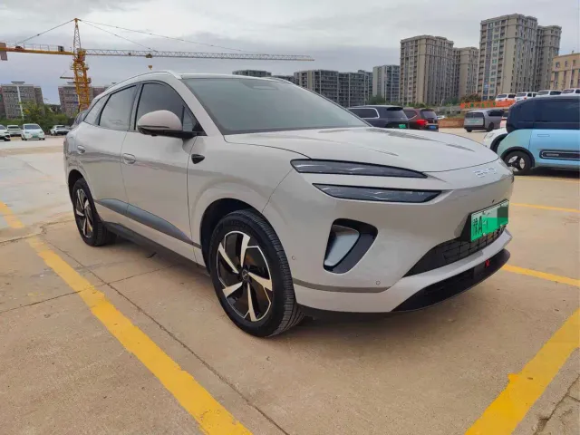BYD Sealion 06 — Фото автомобиля 3