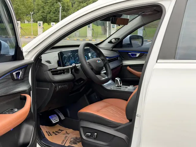 Chery Tiggo 8 PLUS — Фото автомобиля 8