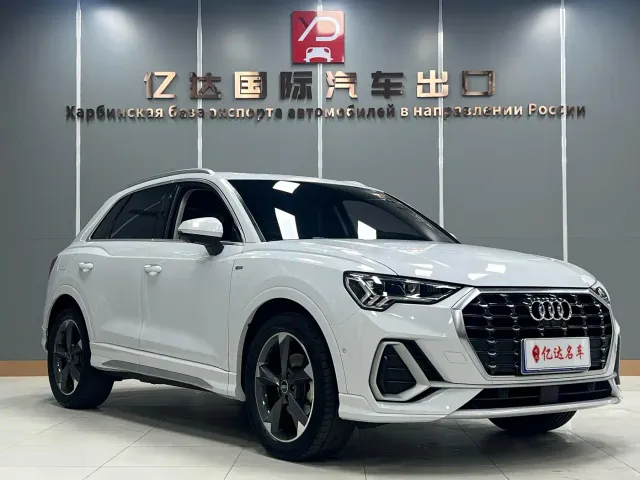 Audi Q3 — Фото автомобиля 3
