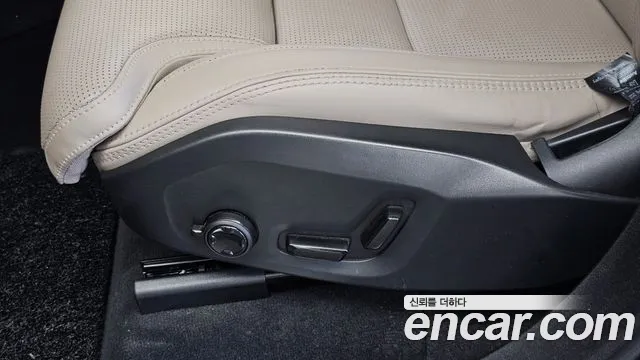 Volvo XC90 Generation 2 — Фото автомобиля 26