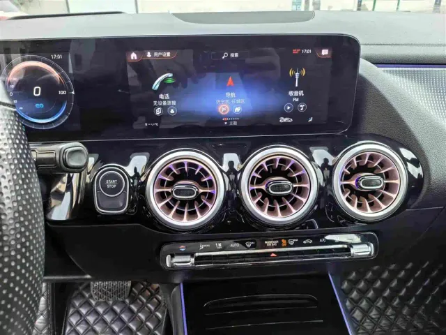Mercedes-Benz EQA — Фото автомобиля 19