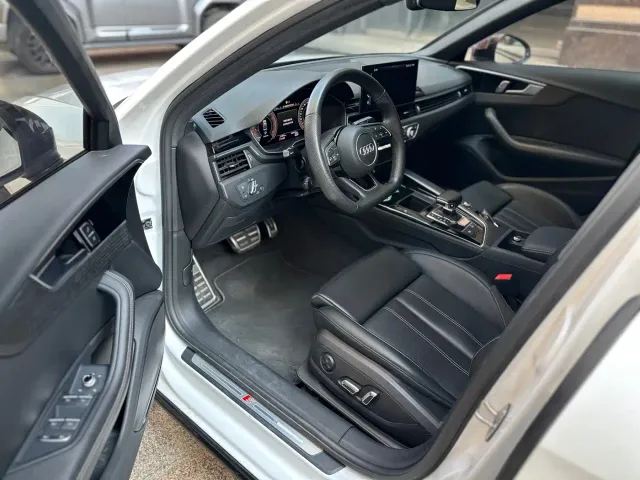 Audi A4L — Фото автомобиля 18