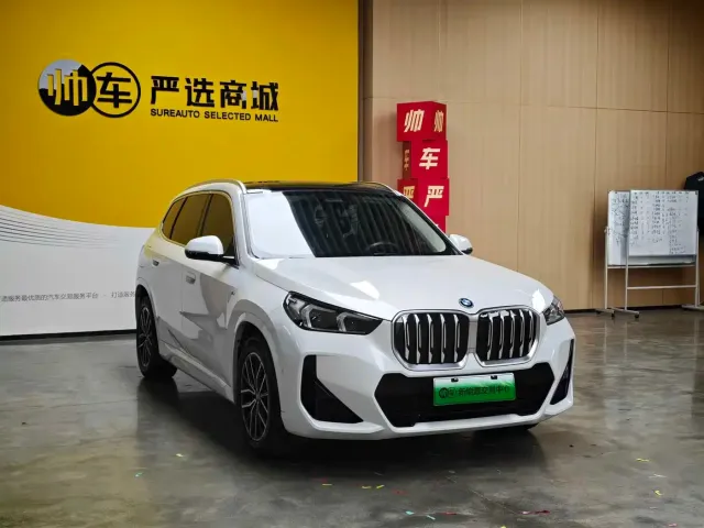 BMW BMW iX1 2023 eDrive25L M Sport Package — Фото автомобиля 3