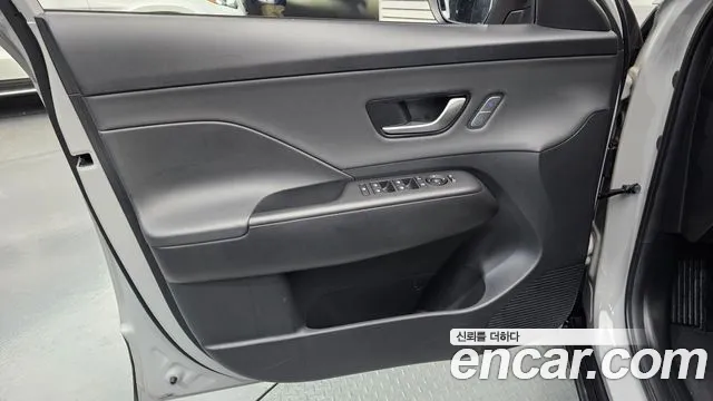 Hyundai Kona Kona (SX2) Бензин 1.6 турбо 2WD — Фото автомобиля 22