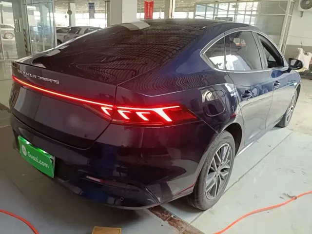 BYD Qin PLUS — Фото автомобиля 6
